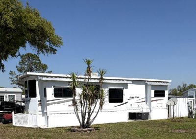 39 FT 2008 Salem Park Trailer Lot 04-22
